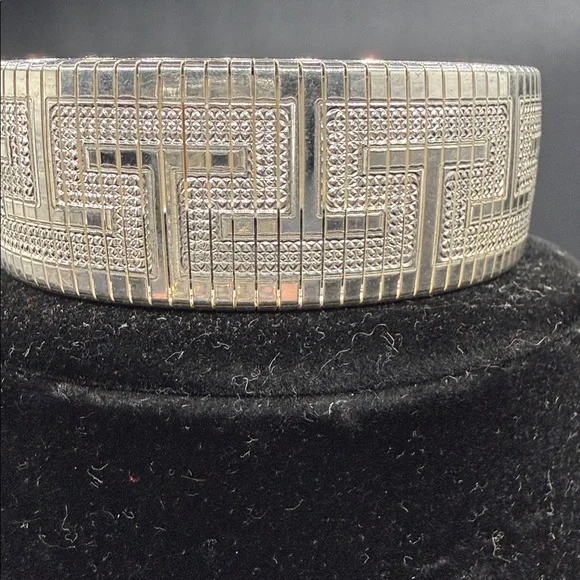 Vintage silver Geometric Necklace with Matching Bracelet - Picture 4 of 17